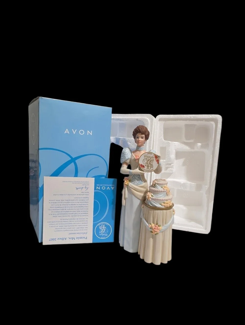 Avon 2007 President’s Club Mrs. Albee Award figurine, 40th Anniversary